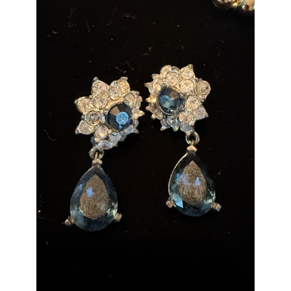 Vintage Rhinestone Earrings Drop Style For Pierced Ears " Sapplre & Diamond Look